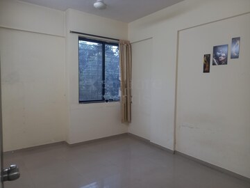 Room in 2 BHK Apartment at Oxford Florida Riverwalk, Mundhwa – for Rent