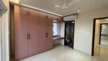 Room in 3 BHK Apartment at Aparna Luxor Park, Kondapur – for Rent