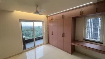 Room in 3 BHK Apartment at Aparna Luxor Park, Kondapur – for Rent