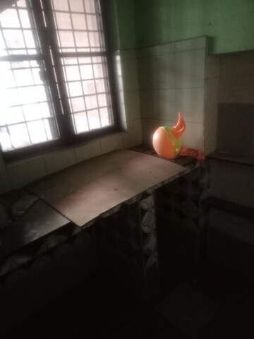Room in 2 BHK Independent House at Aliganj – for Rent