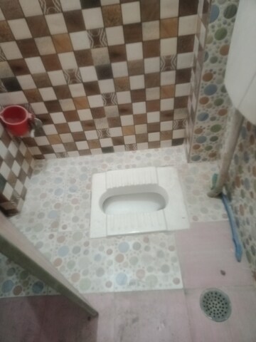 Bathroom in 2 BHK Independent House at Aliganj – for Rent
