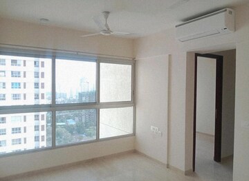 Room in 2 BHK Apartment at Acme Ozone, Manpada – for Rent