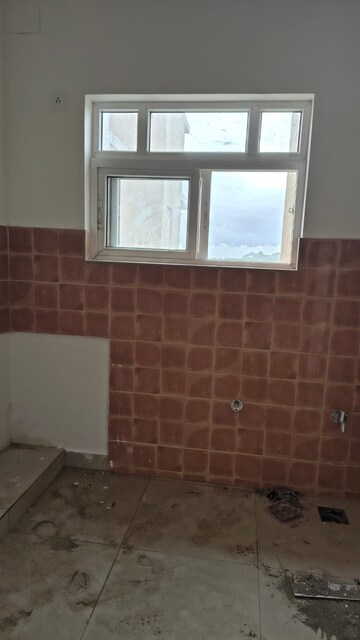 Bathroom in 1 BHK Apartment at Prestige Primrose Hills, Banashankari 6th Stage – for Rent