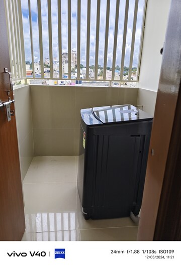 Master Bedroom in 1 BHK Builder Floor at Halasuru – for Rent