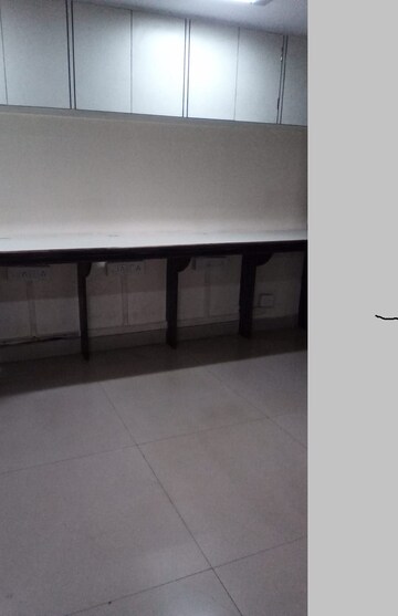 Room in  Office Space at Haware Fantasia, Sector 28 – for Rent