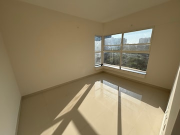 Room in 3 BHK Apartment at Pride Purple Park Astra, Hinjewadi – for Rent