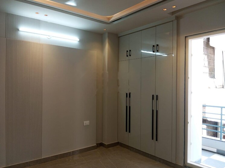 Room, ss-mayfield-gardens 3 Bedroom 1085 Sq.Ft. Apartment In Sector 51 Gurgaon 7928280