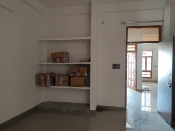 Room in 2 BHK Independent House at Jankipuram – for Rent