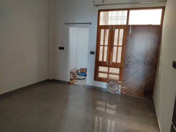 Room in 2 BHK Independent House at Jankipuram – for Rent