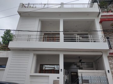 2 BHK Independent House – Exterior View View at Jankipuram - for Rent