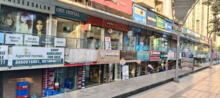 Balcony, gagan vihar 4 Bedroom 200 Sq.Yd. Builder Floor In Gagan Vihar Delhi 7928369