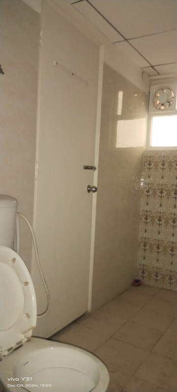 3 BHK Apartment For Rent in Gaur City 2 - 14th Avenue, Sector 16c Greater Noida