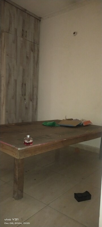 Bedroom in 3 BHK Apartment at Gaur City 2 - 14th Avenue, Sector 16c Greater Noida – for Rent