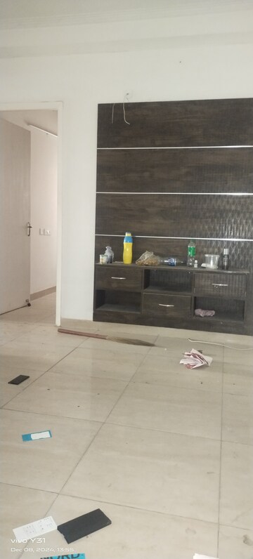 Bathroom in 3 BHK Apartment at Gaur City 2 - 14th Avenue, Sector 16c Greater Noida – for Rent