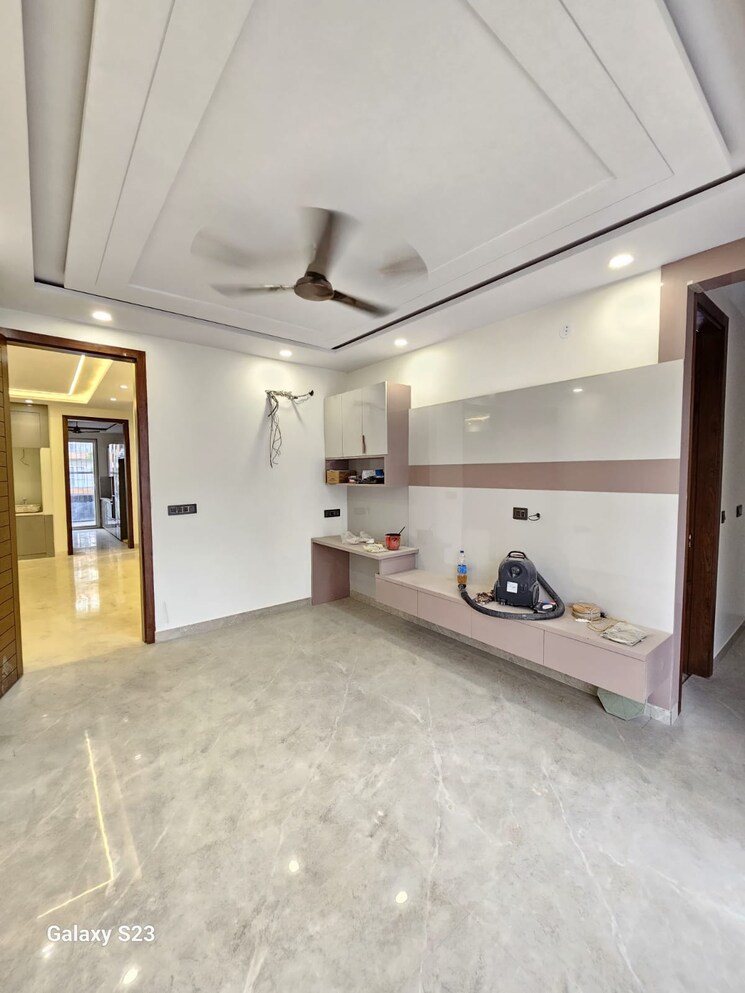 Room, sushant-lok-3 3 Bedroom 210 Sq.Yd. Builder Floor In Sector 57 Gurgaon 7928411