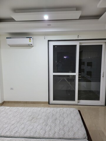 Building Lobby in 3 BHK Builder Floor at Sector 46 – for Rent