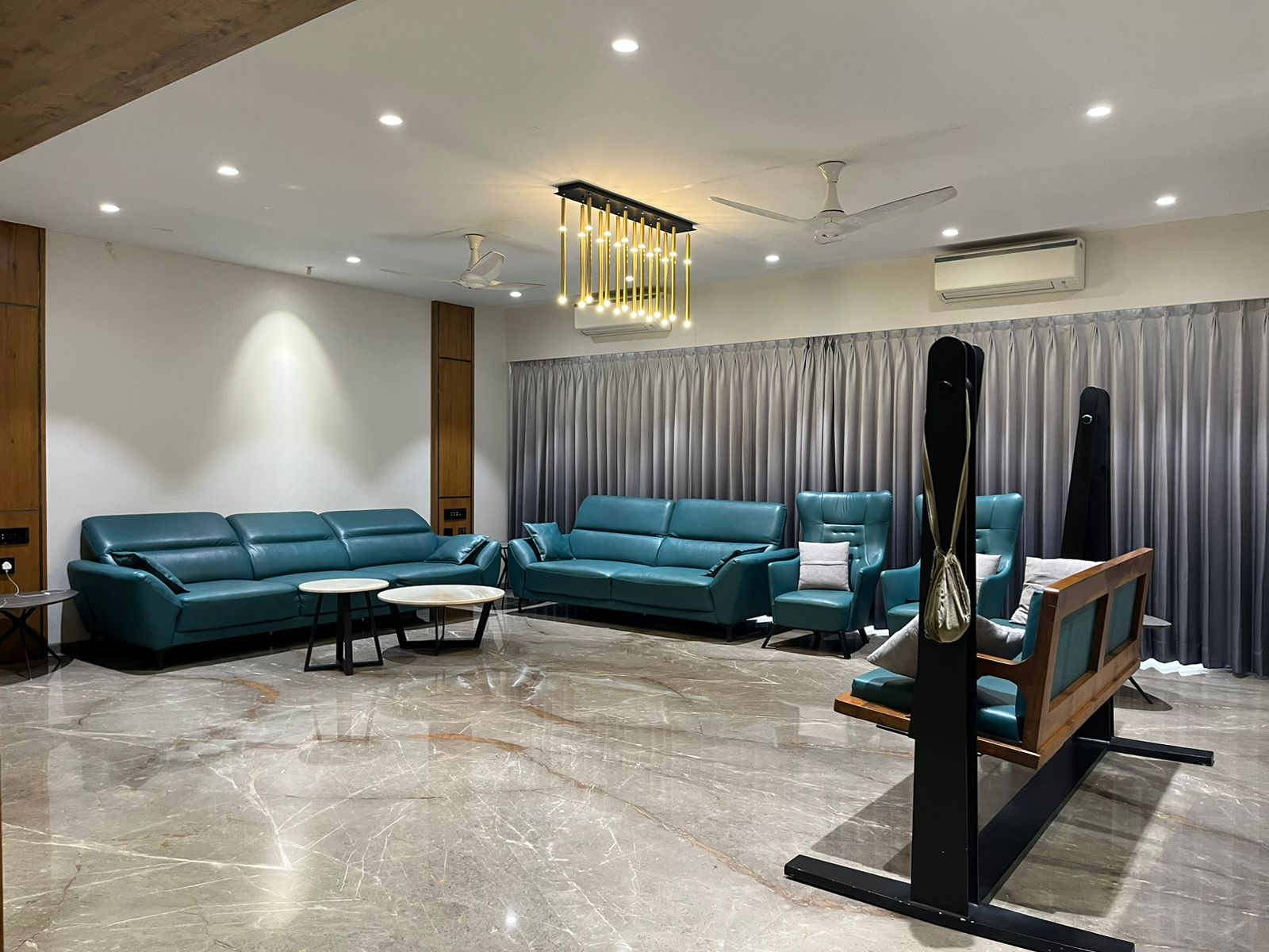 4 BHK + Servant Room Apartment For Sale in Pal