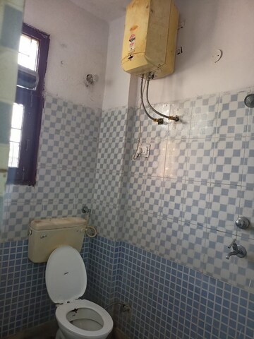 Bathroom in 3 BHK Apartment at Dera Bassi – for Rent