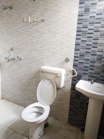 Bathroom in 3 BHK Apartment at Dera Bassi – for Rent