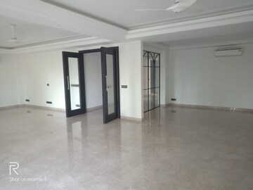 Room in 4 BHK Builder Floor at Abul Fazal Enclave Part 2 – for Rent