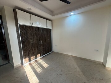 Room in 3 BHK Builder Floor at Sector 7 – for Sale