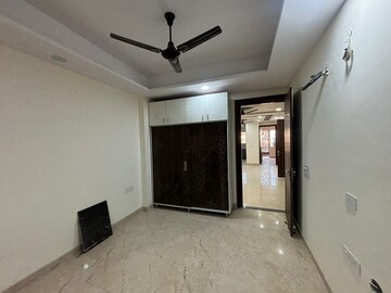 Room in 3 BHK Builder Floor at Sector 7 – for Sale