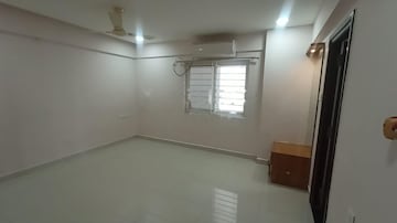 Room in 3 BHK Apartment at SMR Vinay Iconia Phase II, Kondapur – for Rent