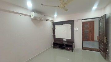 3 BHK Apartment For Rent in SMR Vinay Iconia Phase II, Kondapur
