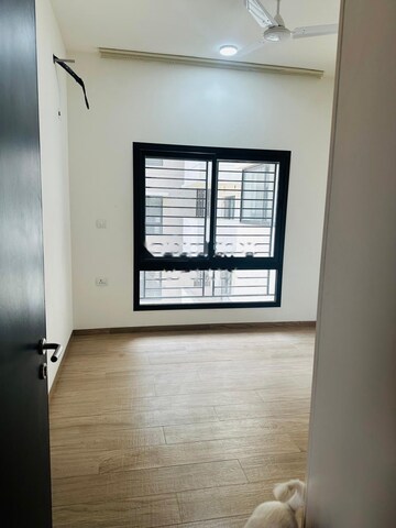 Room in 3 BHK Apartment at Sobha City Gurgaon, Sector 108 – for Rent