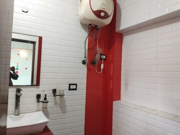 Attached Bathroom in 3 BHK Apartment at Parsvnath Prestige, Sector 93a – for Rent