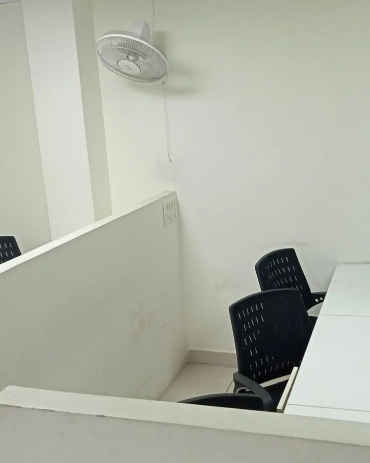 undefined, sector 2 Commercial Office Space 1200 Sq.Ft. In Sector 2 Noida 7928544