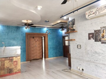 Living Room in 3 BHK Apartment at Parsvnath Prestige, Sector 93a – for Rent