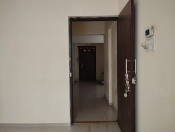 Room in 1 BHK Apartment at Raunak City Sector 4, Kalyan West – for Rent