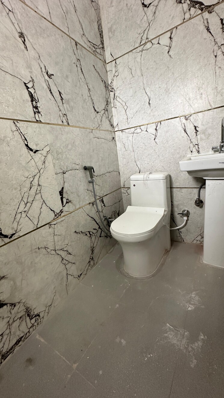 Bathroom, sahastradhara road 3.5 Bedroom 2100 Sq.Ft. Independent House In Sahastradhara Road Dehradun 7928770