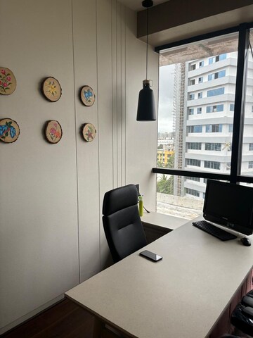  Office Space For Rent in Adajan