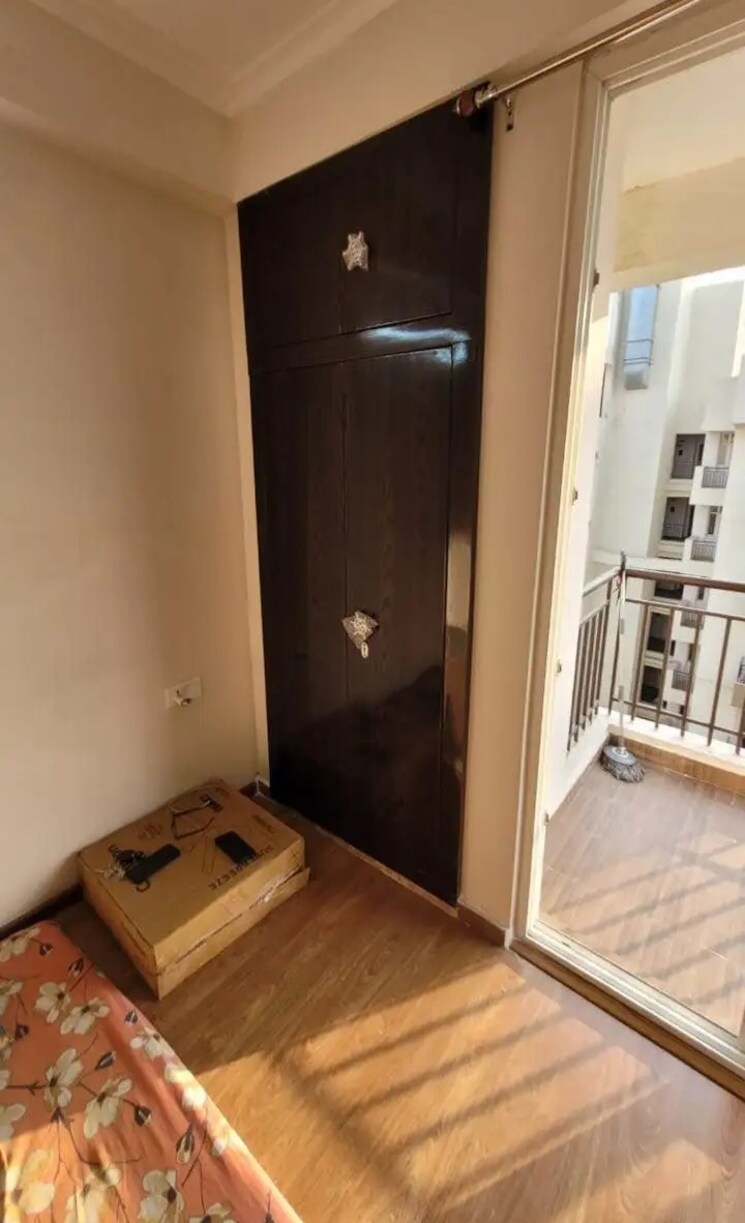 Living Room, amrapali-golf-homes 2 Bedroom 835 Sq.Ft. Apartment In Sector 4 Greater Noida Greater Noida 7928874