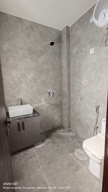 Bathroom in 2 BHK Builder Floor at Sector 9 – for Rent