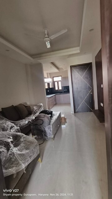 Living Room in 2 BHK Builder Floor at Sector 9 – for Rent