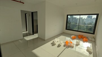Room in 3 BHK Apartment at Arkade Aspire, Goregaon East – for Rent