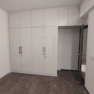 Room in 4 BHK Builder Floor at DLF Garden City Independent Floors, Meoka – for Rent