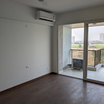 Room in 4 BHK Builder Floor at DLF Garden City Independent Floors, Meoka – for Rent