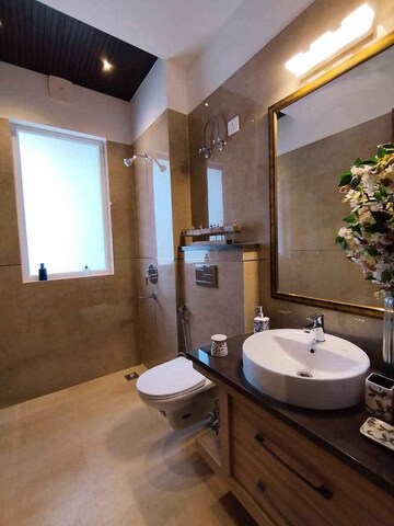 Master Bedroom in 3 BHK Builder Floor at Sector 9 – for Rent