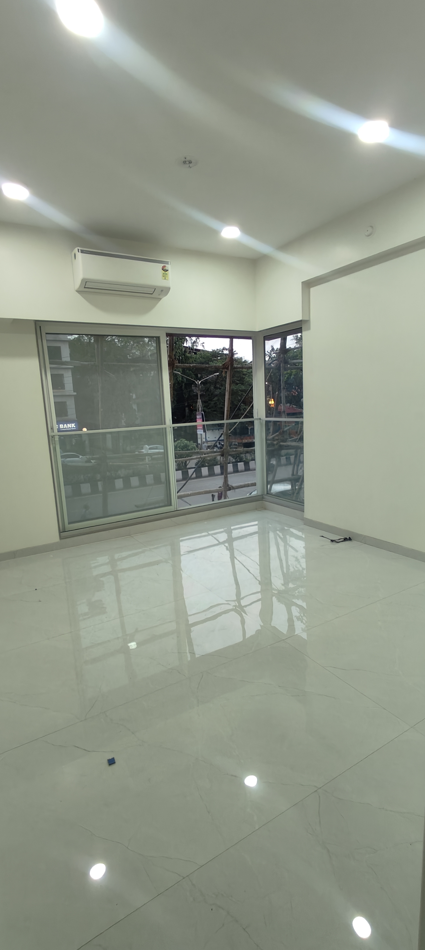 3 BHK Apartment For Sale in Tilak Nagar Building