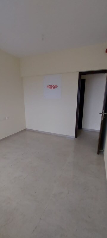 Room in 1 BHK Apartment at K Raheja Reserve, Mohammadwadi – for Rent