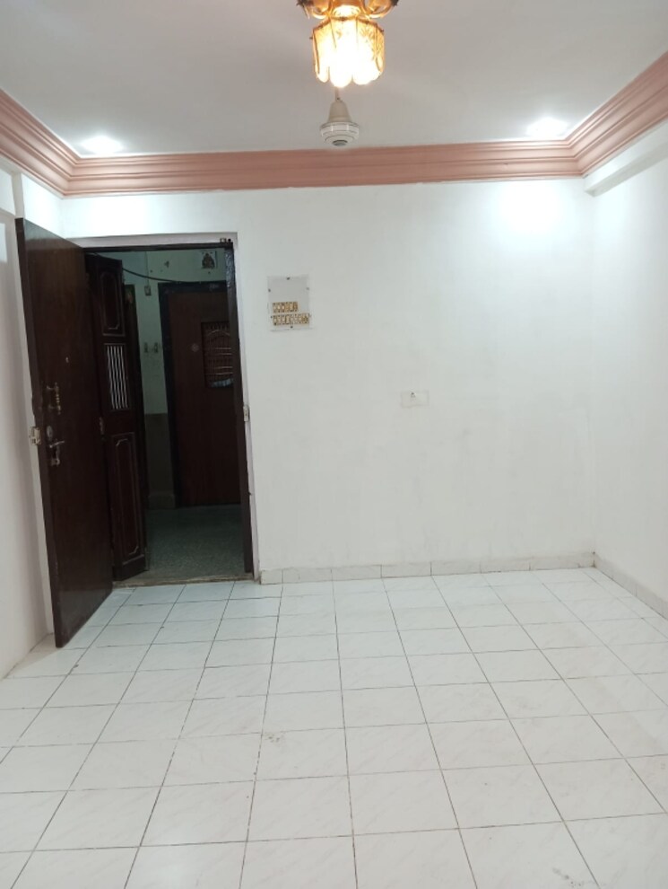 Master Bedroom, alica-nagar-chs 2 Bedroom 525 Sq.Ft. Apartment In Kandivali East Mumbai 7929208