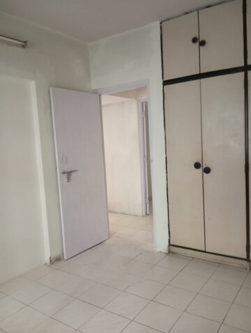 Building Lobby in 2 BHK Apartment at Alica Nagar CHS, Kandivali East – for Rent