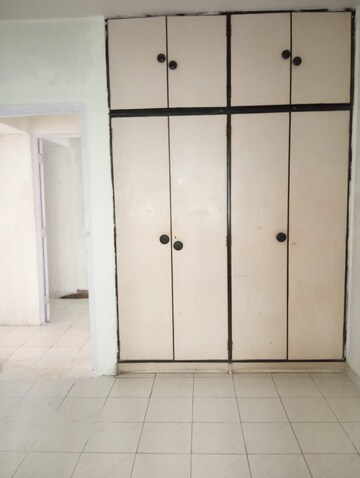 Building Lobby in 2 BHK Apartment at Alica Nagar CHS, Kandivali East – for Rent