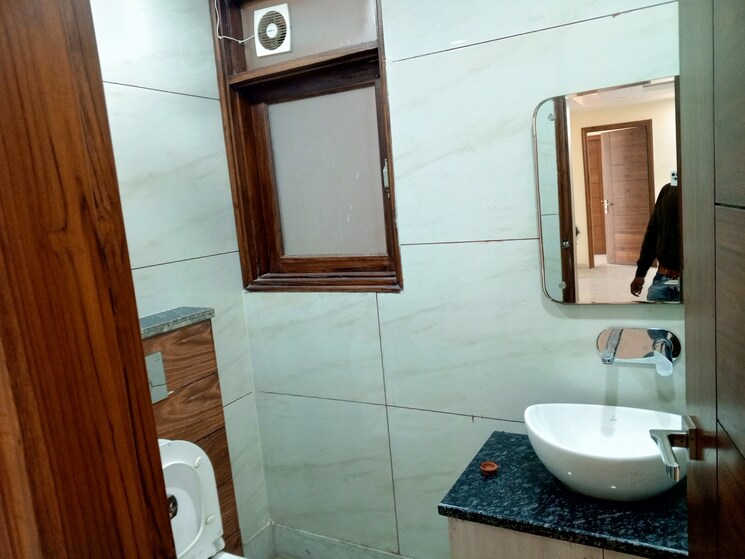 Master Bedroom, ardee-city 3.5 Bedroom 315 Sq.Ft. Builder Floor In Sector 52 Gurgaon 7929223