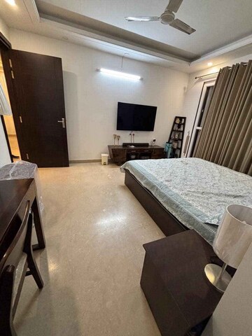 Living Room in 3 BHK Builder Floor at Sector 5 – for Rent
