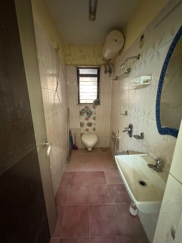 Bathroom in 3 BHK Apartment at Orchid Enclave Powai, Chandivali – for Rent